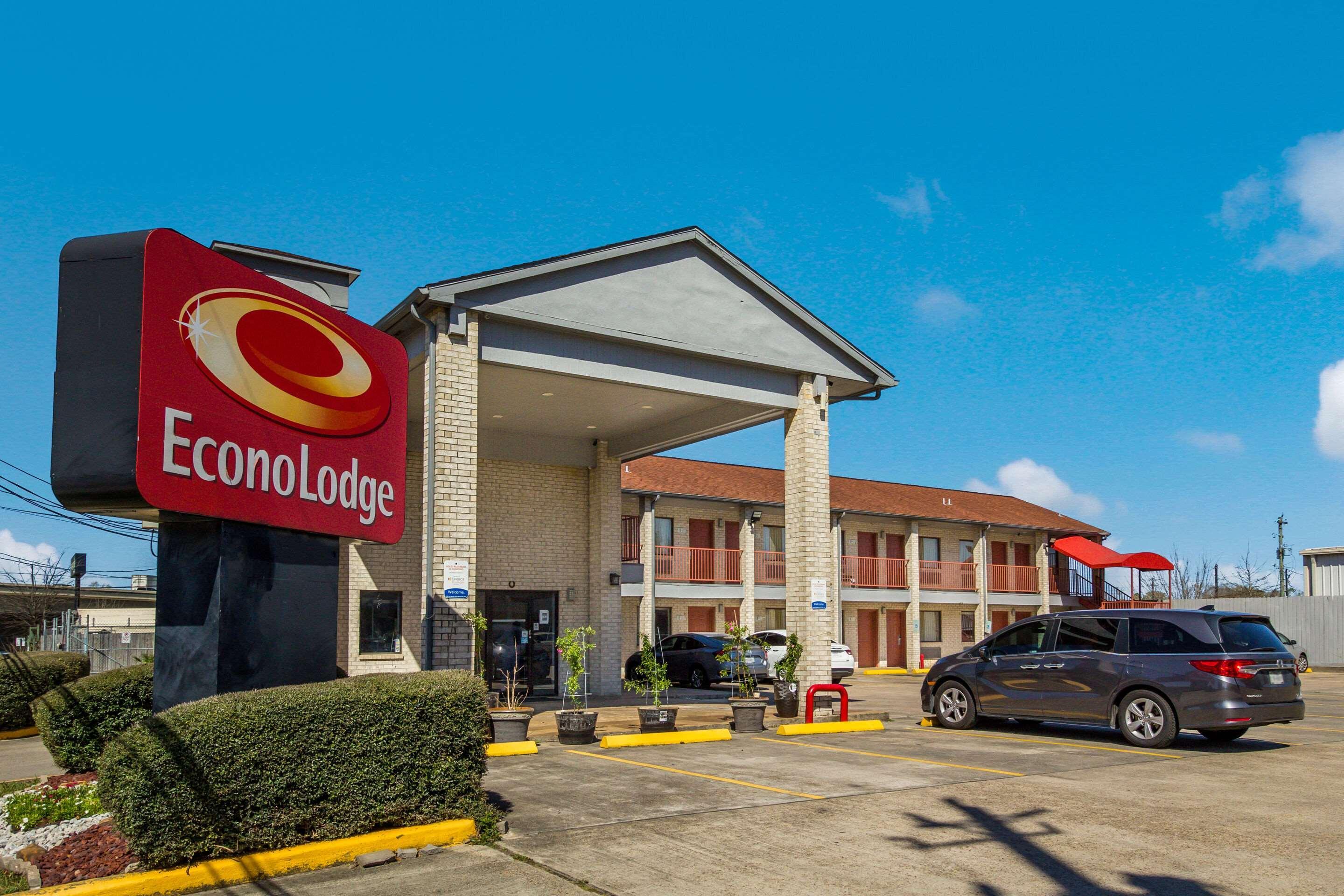 Econo Lodge Houston Brookhollow Exterior photo